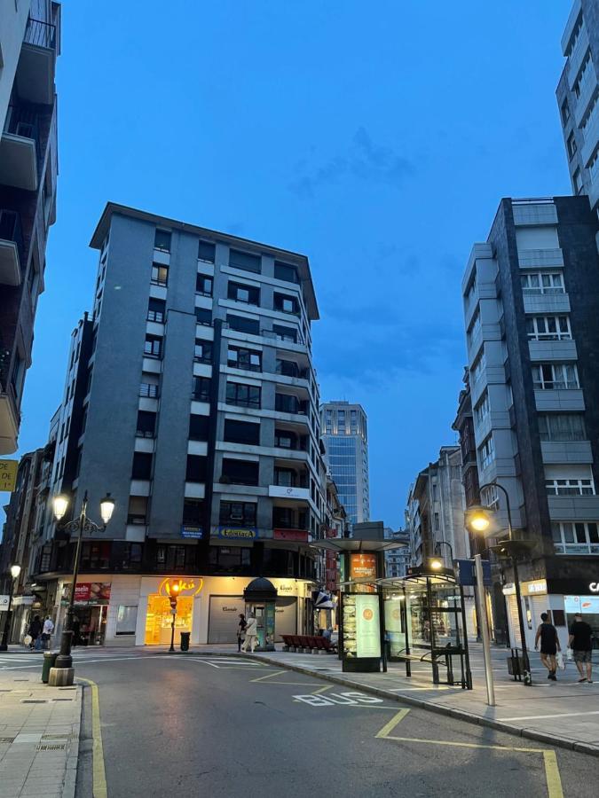Covadonga Apartment Oviedo Bagian luar foto