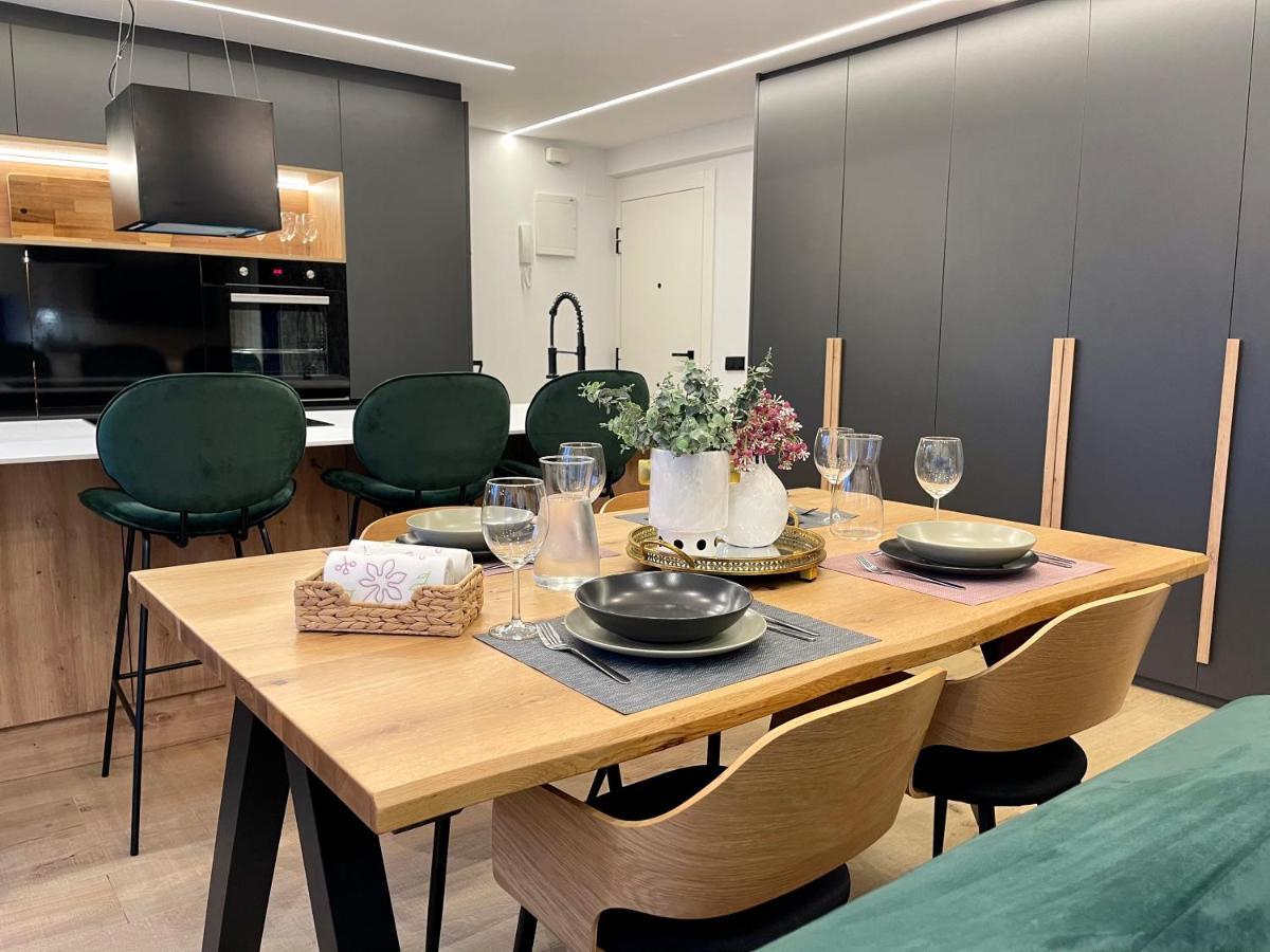 Covadonga Apartment Oviedo Bagian luar foto