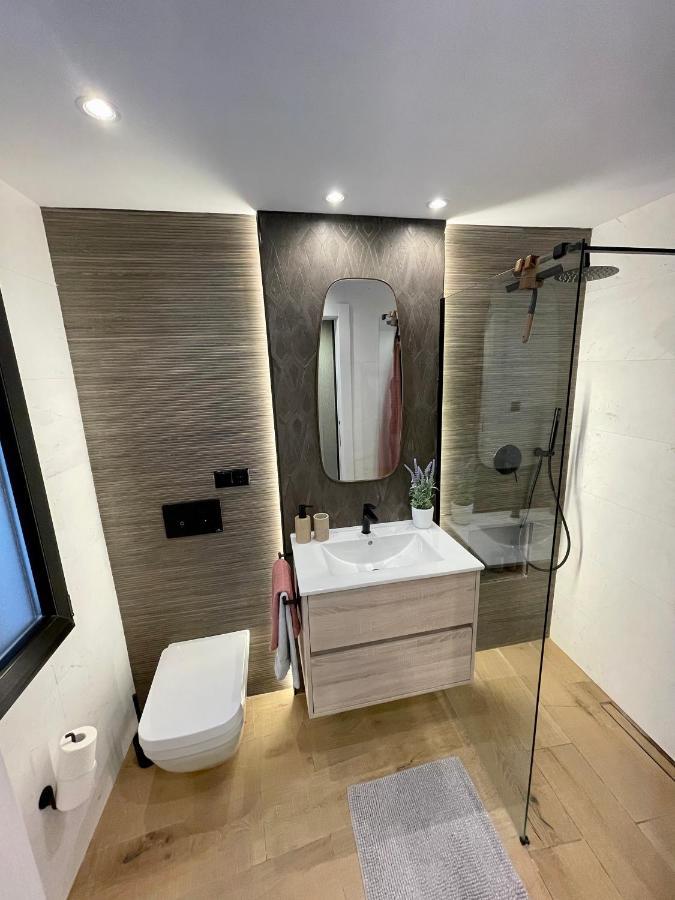 Covadonga Apartment Oviedo Bagian luar foto
