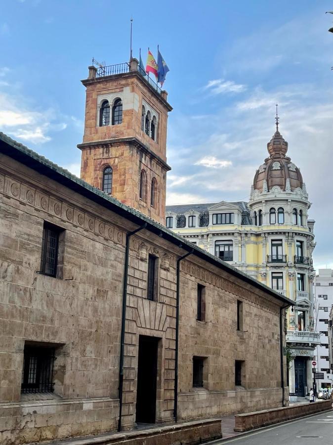 Covadonga Apartment Oviedo Bagian luar foto
